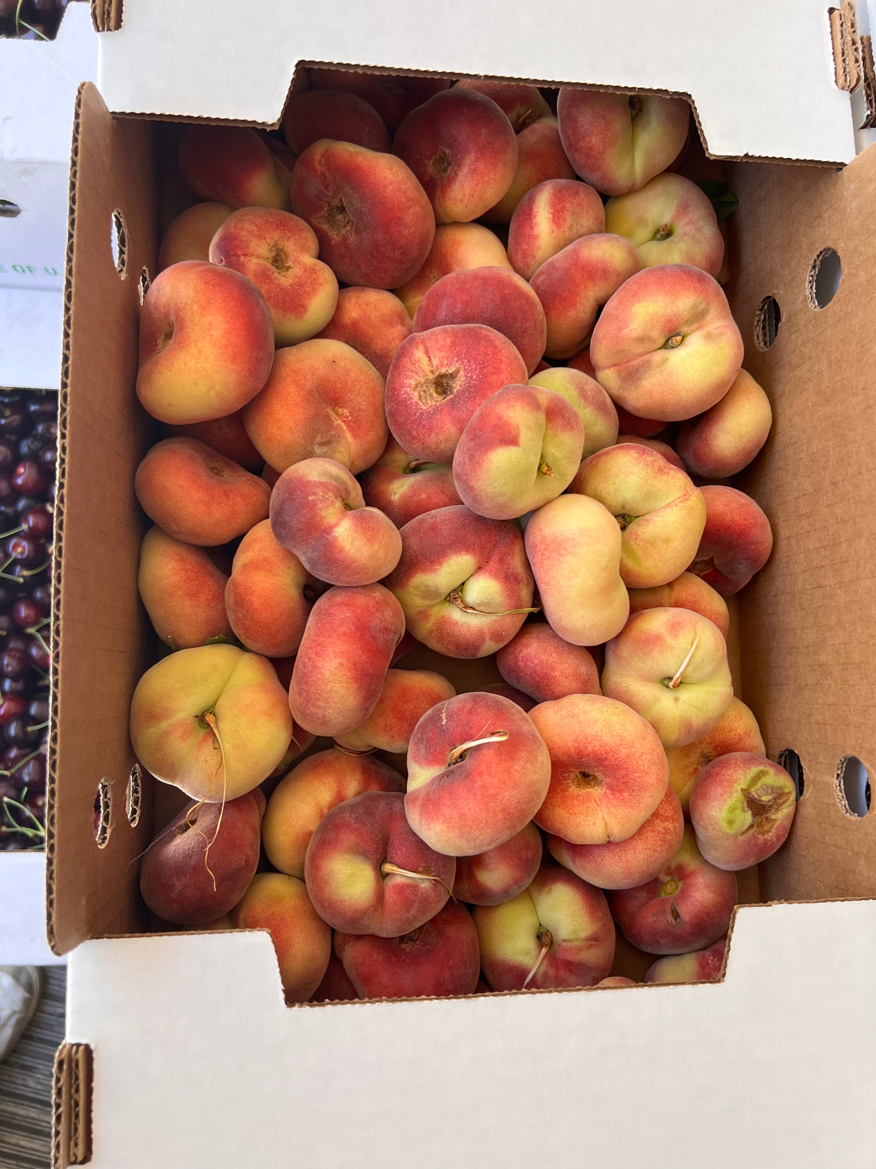 Peaches Organic Donut 20 pounds